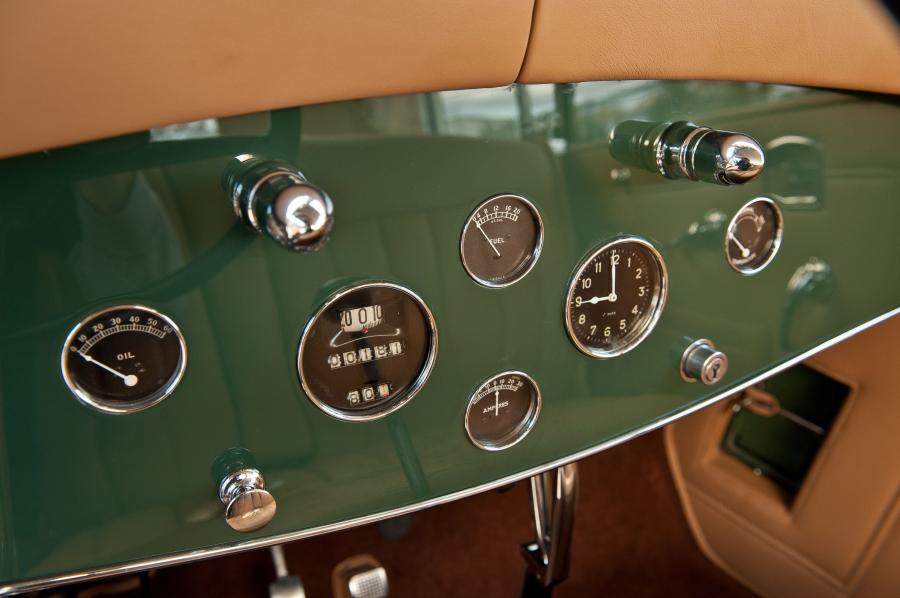 Панель приборов LaSalle All-Weather Phaeton by Fleetwood (340-4080) 1930 года  (фото 6 из 26)